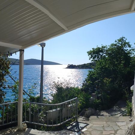 Direkt Na Moru - Bungalov Appartement Šibenik Buitenkant foto