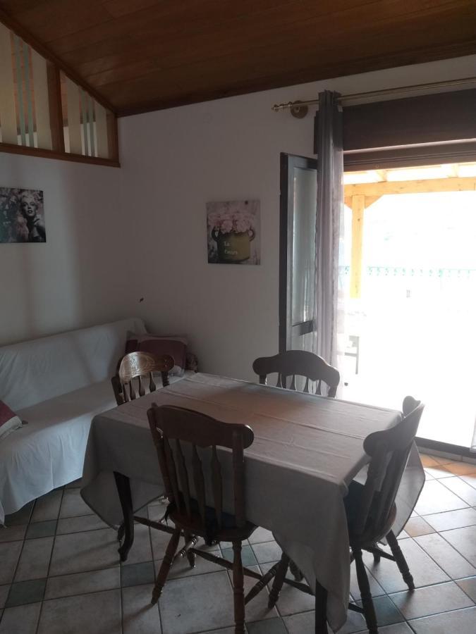 Direkt Na Moru - Bungalov Appartement Šibenik Buitenkant foto