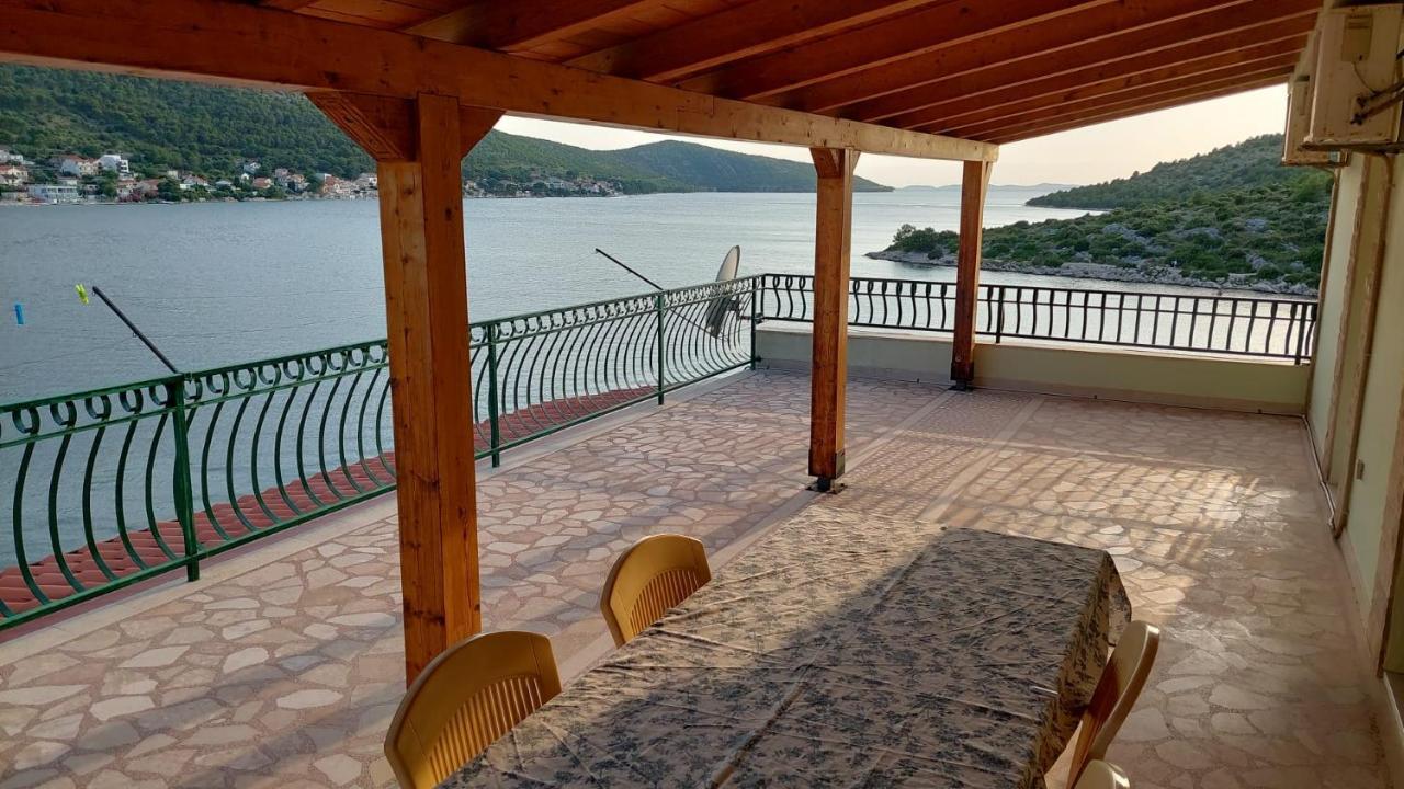 Direkt Na Moru - Bungalov Appartement Šibenik Buitenkant foto