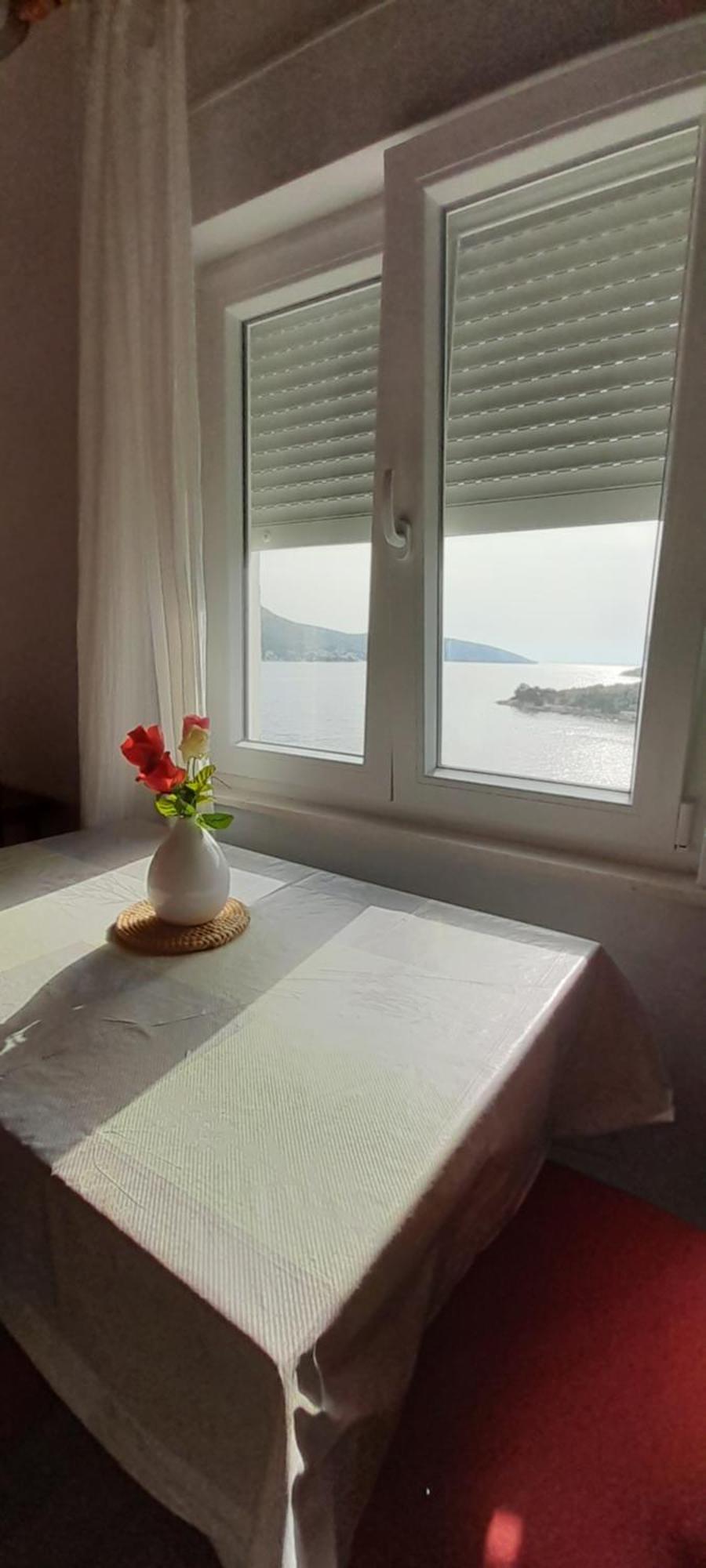Direkt Na Moru - Bungalov Appartement Šibenik Buitenkant foto