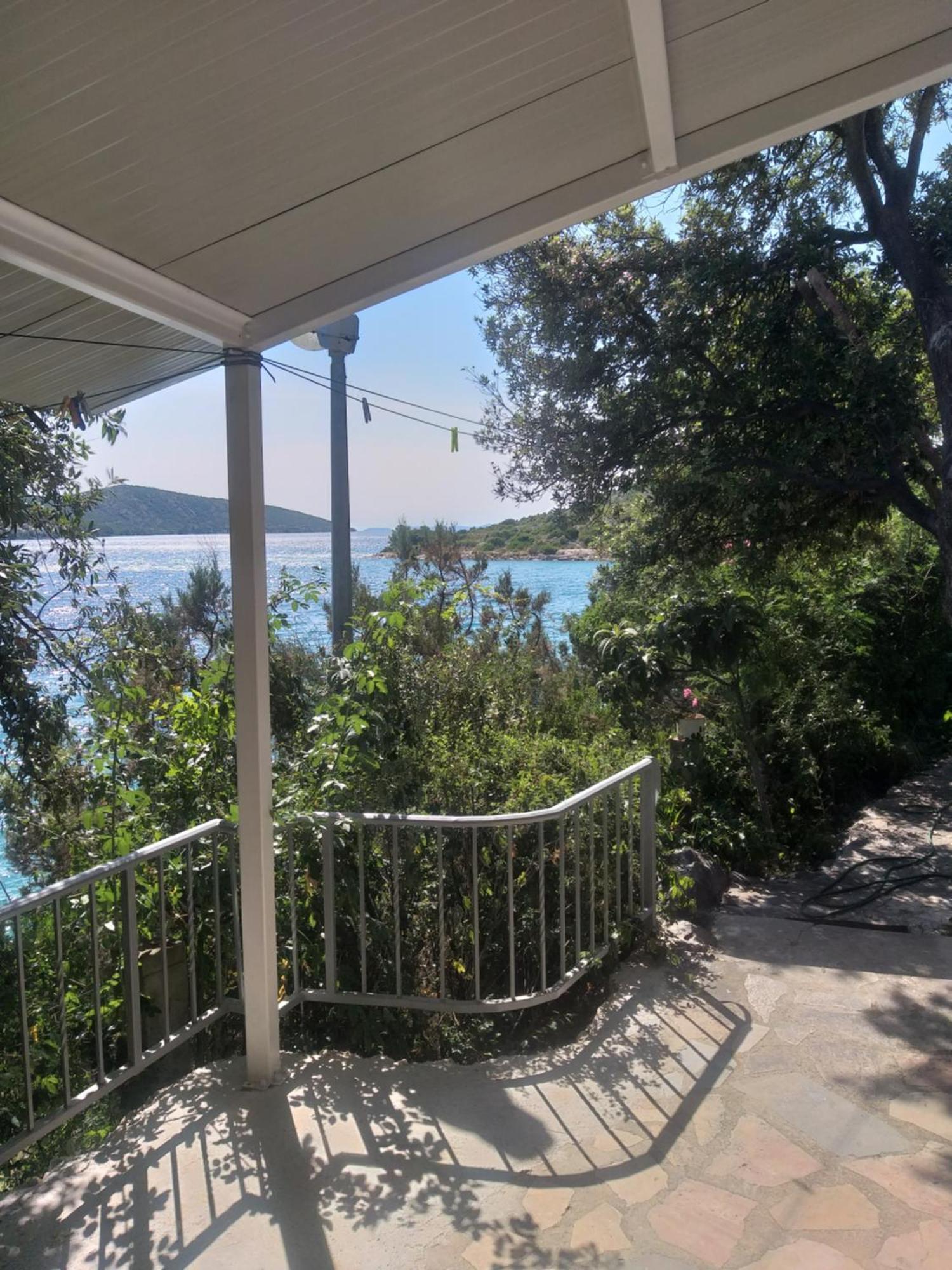 Direkt Na Moru - Bungalov Appartement Šibenik Kamer foto
